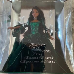 Barbie Doll Special Edition Happy Holidays European Mattel AA 2004